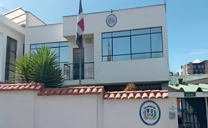 Embajada Dominicana en Ecuador cierra por violencia en el país