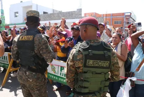 La Policía Nacional refuerza Dajabón en prevención de protestas tras resultados electorales