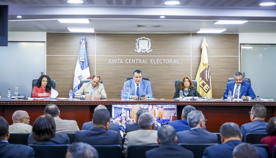 JCE extiende plazo para depositar alianzas de candidaturas presidenciales y congresuales