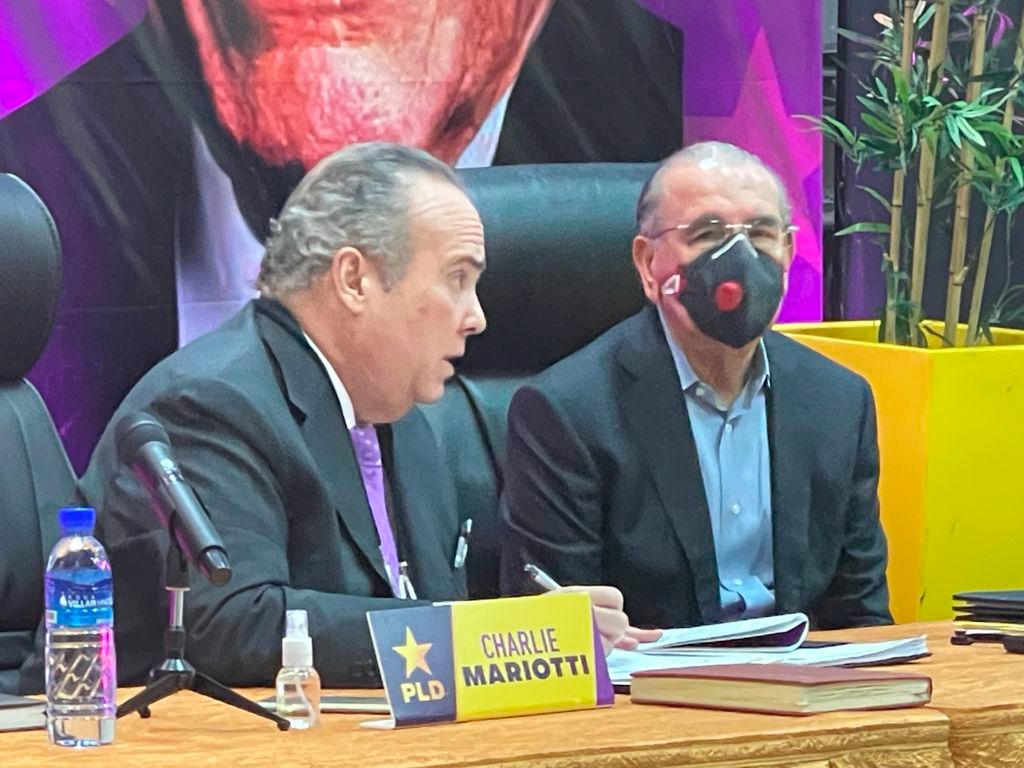 Danilo Medina y Charlie Mariotti no se repostularán a la presidencia y secretaría general del PLD