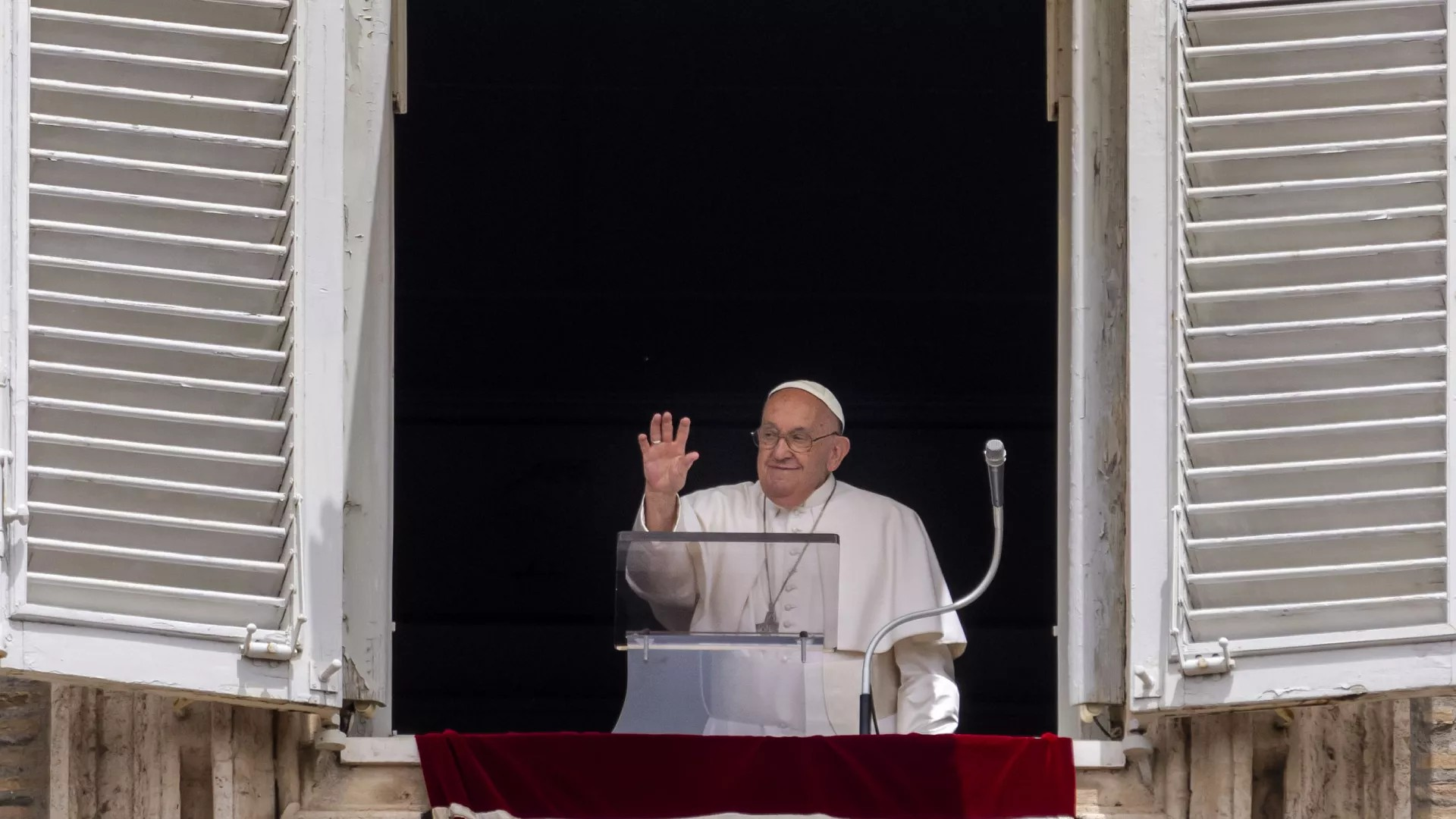 El Papa pide ayuda humanitaria para Gaza agotada por la guerra