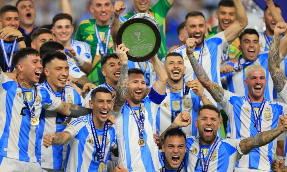 Argentina se consolida en la cabeza de la clasificación de la FIFA