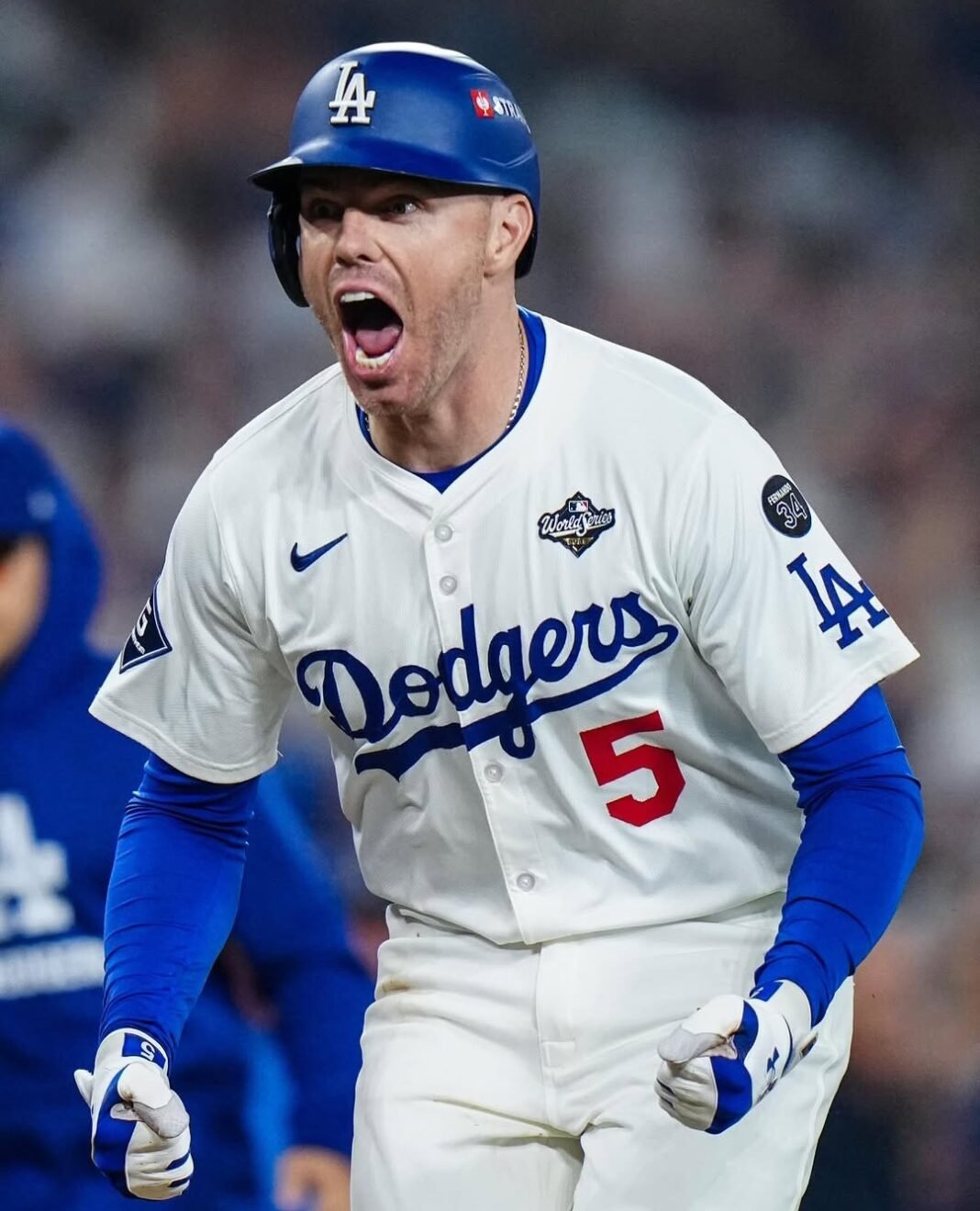 Freddie Freeman dejó en el terreno a Toronto con planazo en 18 entradas