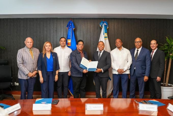 Validan transparencia licitación del sistema licencias conducir