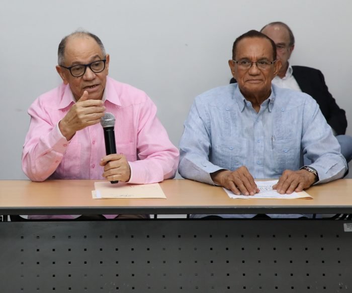 Apoyan propuesta de Fernández reducir impuestos a empleados