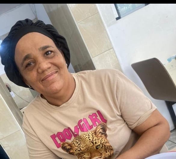 Claman en Baní por ayuda enferma cáncer de mama