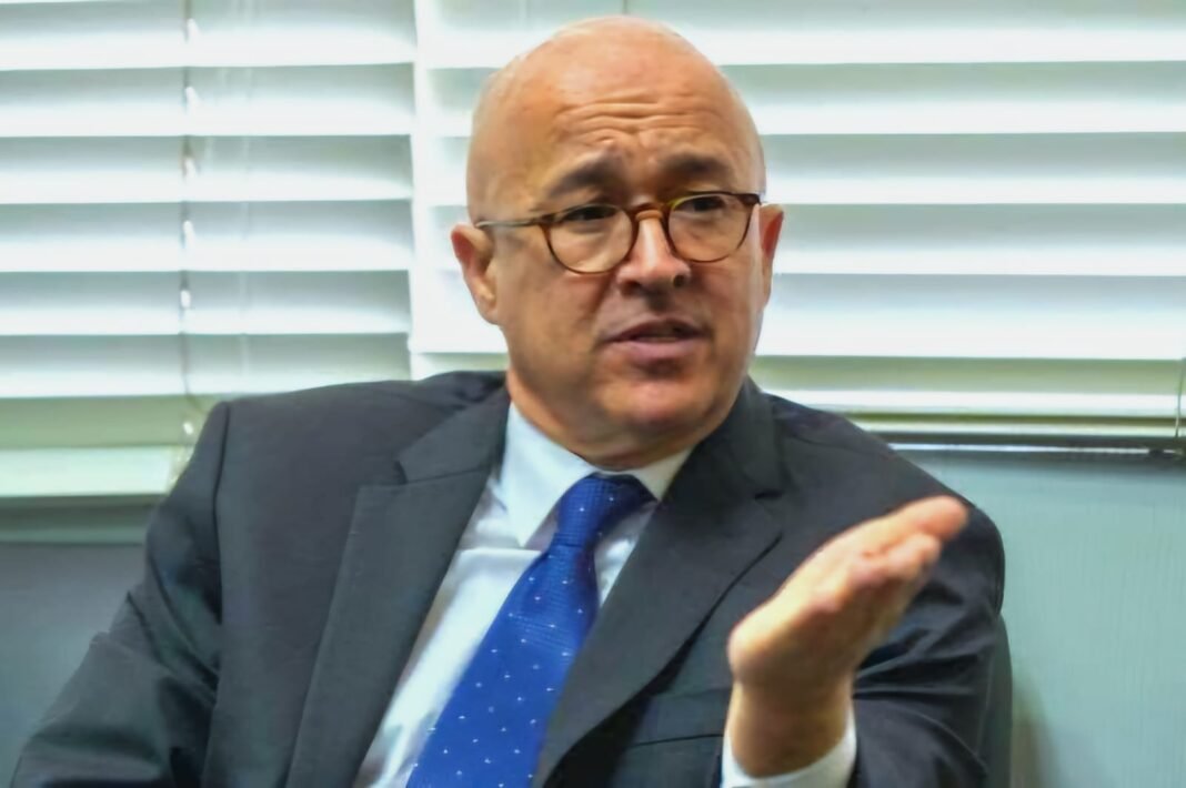 Domínguez Brito opuesto a que policías y militares voten en RD