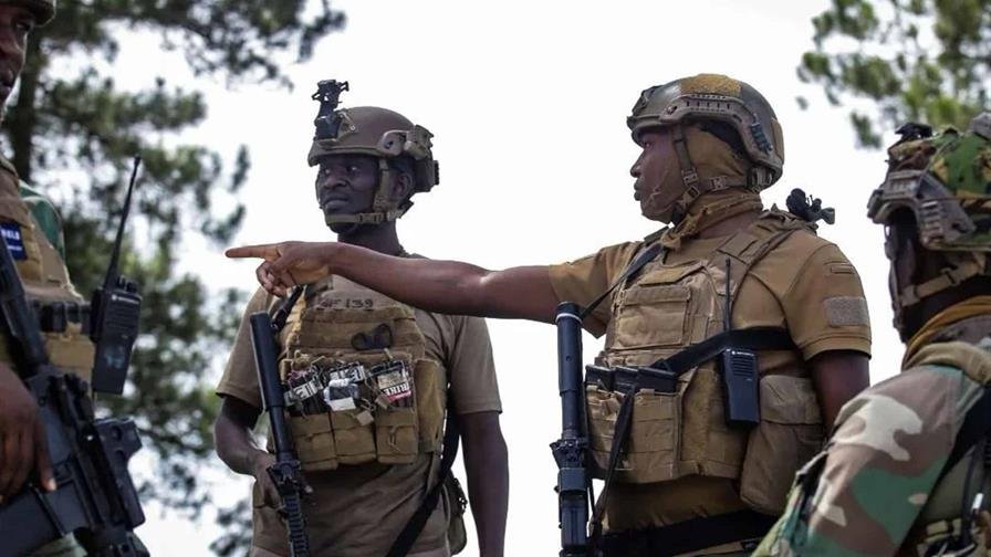 EE. UU. envía Marines a reforzar su embajada en Haití en medio de la creciente violencia