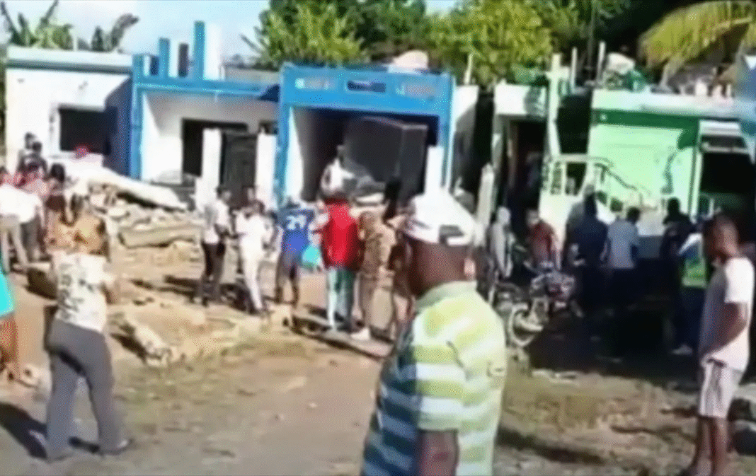 Explota tanque INAPA; hay tres heridos y 10 casas destruidas