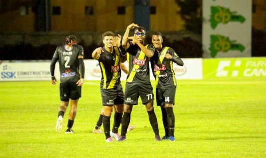 Moca FC gana a La Vega en LDF