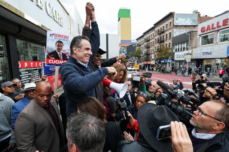 NUEVA YORK: Dominicanos apoyan a Andrew Cuomo