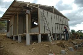 ¿Por qué nunca se pudre la madera de viviendas construidas sobre pilotes?