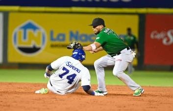 Toros asumen segundo lugar en beisbol de RD; Estrellas ganan