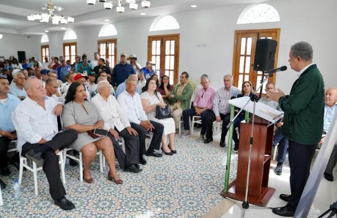 Ve despido de técnicos generó crisis en el campo dominicano