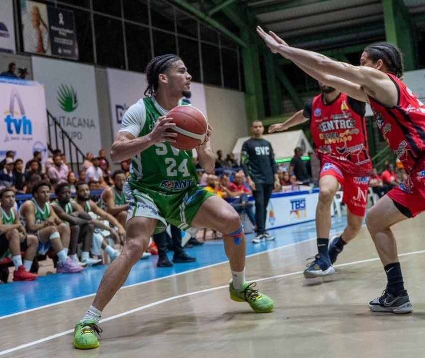 Club Savica clasifica a semifinal torneo baloncesto Higüey 2025