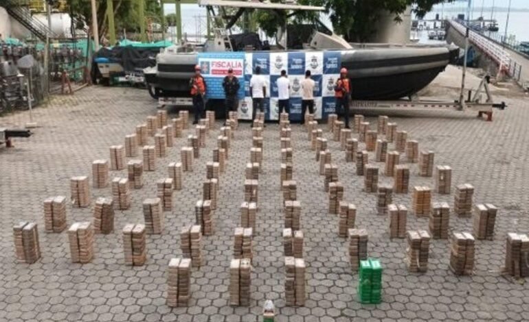 COLOMBIA: Armada incauta 27 toneladas cocaína en el Caribe