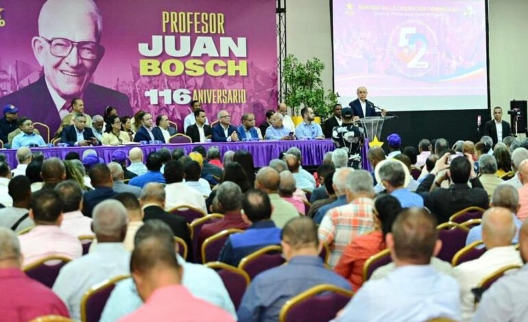 Danilo Medina reitera PLD es «esperanza redención pueblo»