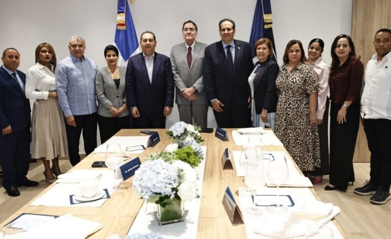 Director OPS-OMS se reúne con autoridades salud dominicanas