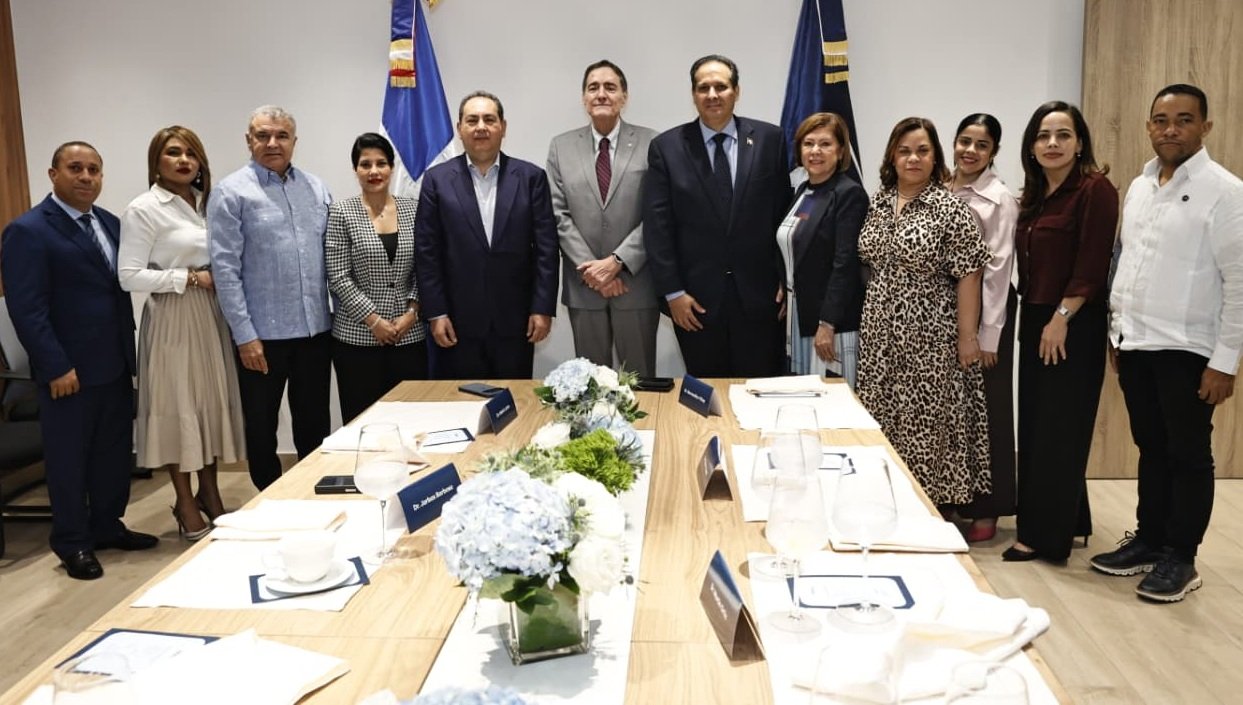 Director OPS-OMS se reúne con autoridades salud dominicanas