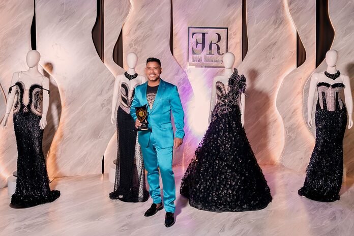 Diseñador Eddy Rambaldy presenta su colección 2025 en los Premios Fashion Top Models Internacional
