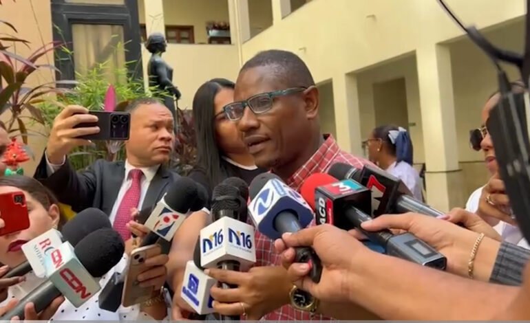 Familia dice Mayor mató joven 19 años tras intento de asalto