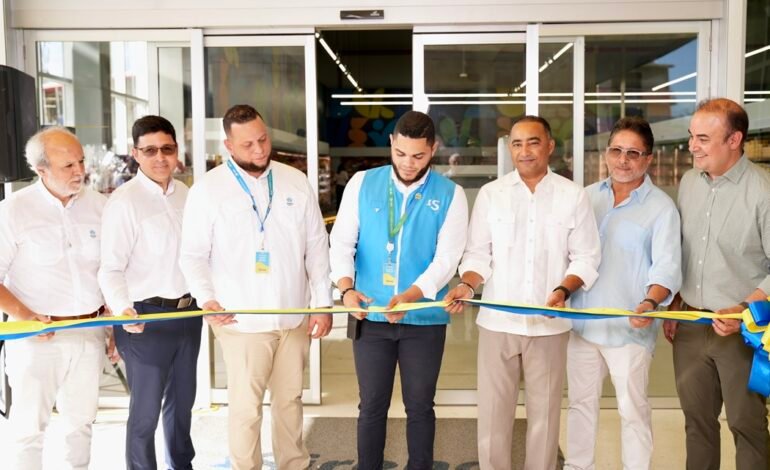 Grupo Ramos inaugura tienda Sirena Market en Vista Cana