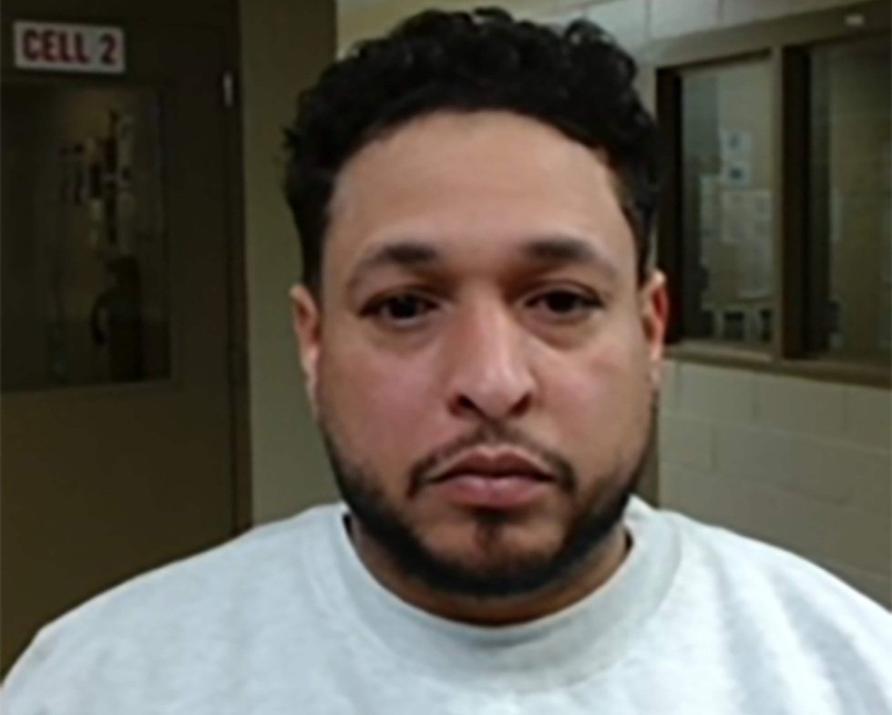 ICE arresta dominicano acusado vender cocaína en barbería EU