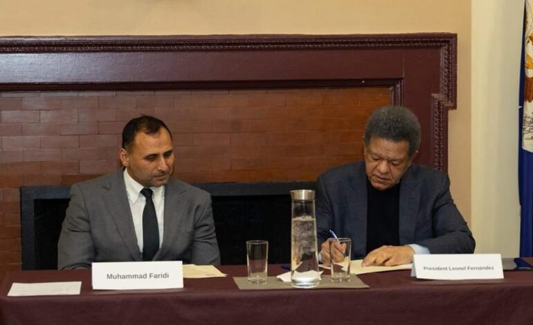 LF encabeza acuerdo Funglode y Colegio de Abogados NY