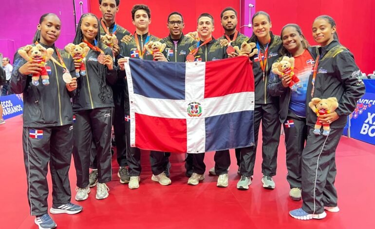 Mejores atletas en la categoría superior en nacional tenis mesa