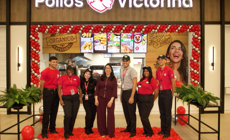 Pollos Victorina inaugura nueva sucursal en Ágora Santiago Center y refuerza su presencia en el Cibao