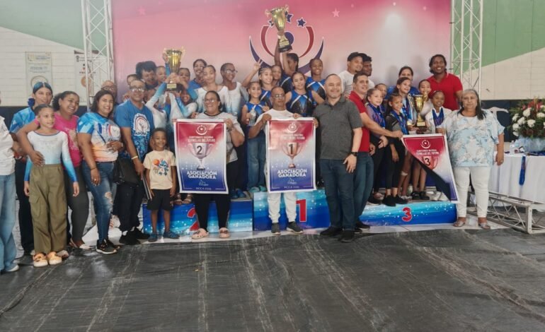 SFM retiene título campeón de gimnasia Estrellas del Futuro