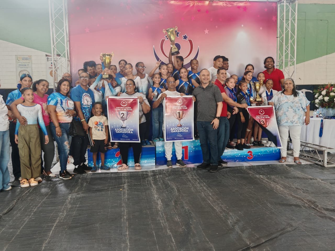 SFM retiene título campeón de gimnasia Estrellas del Futuro