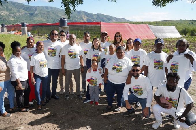 Supérate inaugura proyecto Agricultura Familiar en Azua