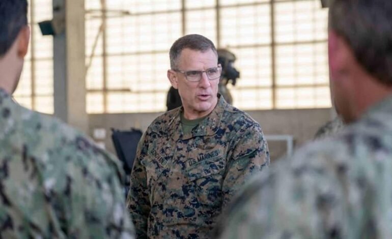 Trump releva jefe Comando Sur en medio tensión con Venezuela