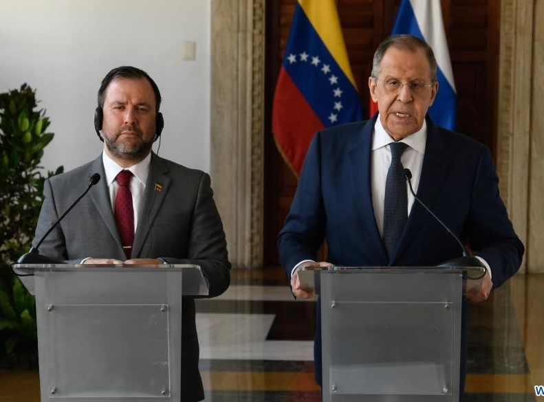 Venezuela anuncia apoyo Rusia contra bloqueo estadounidense