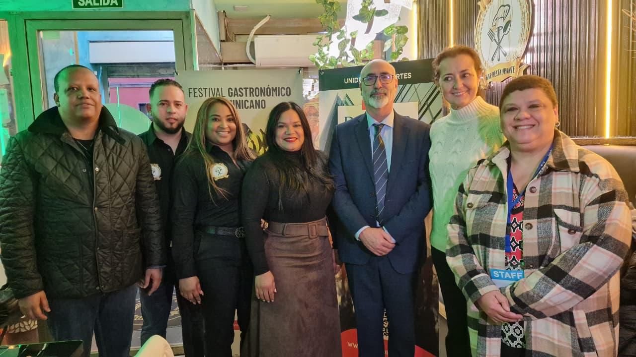 Adompretur y Foro DoMadrid acuerdan impulsar la gastronomía dominicana en España