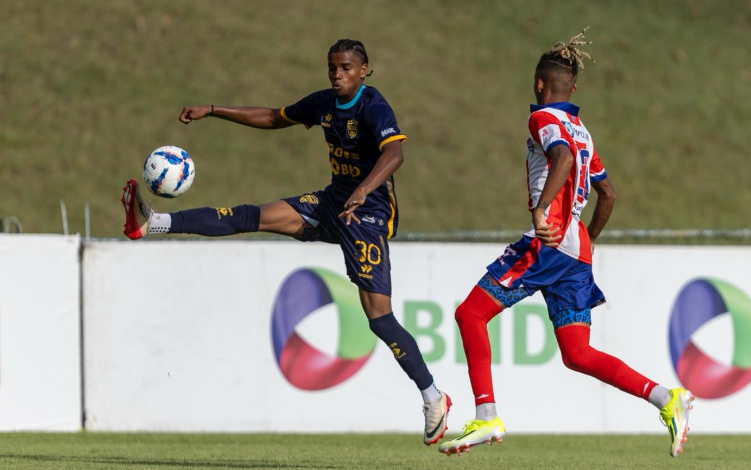 Carlos Sarante y Edwarlin Reyes ganan protagonismo en LDF