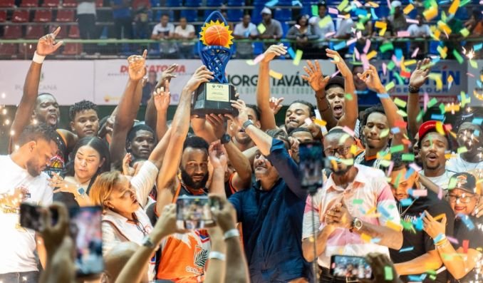 Club Antonio Guzmán conquista el campeonato del TBS Higüey