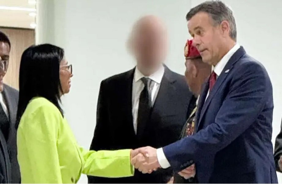 El director de la CIA se reunió con Delcy Rodríguez en Caracas