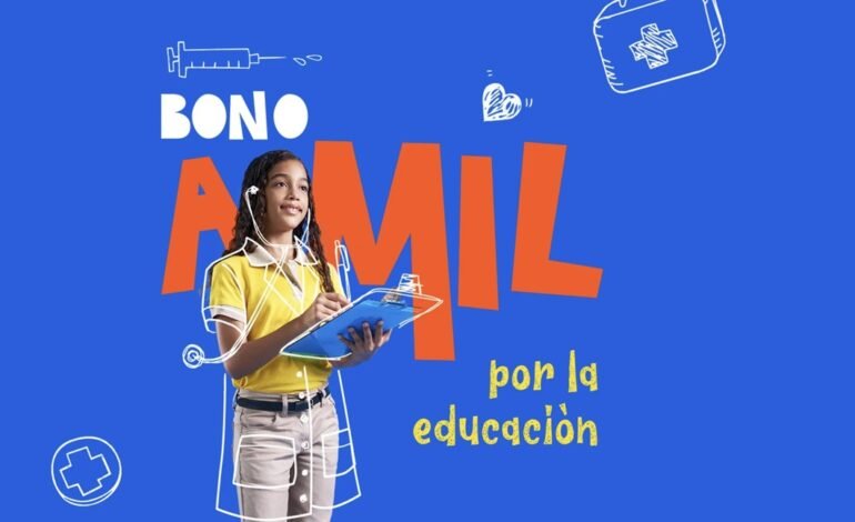 El Gobierno inicia la entrega del Bono a Mil por la Educación
