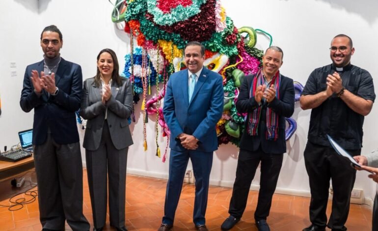 EL VATICANO: Banreservas y Embajada clausuran exposición