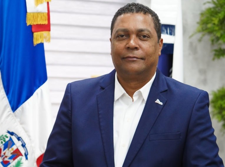 En el Día de Duarte, el orgullo de servir desde el municipio