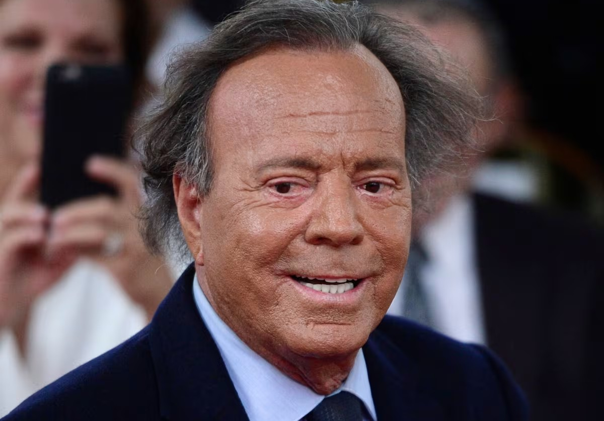 Entidades feministas RD apoyan a denunciantes de Julio Iglesias