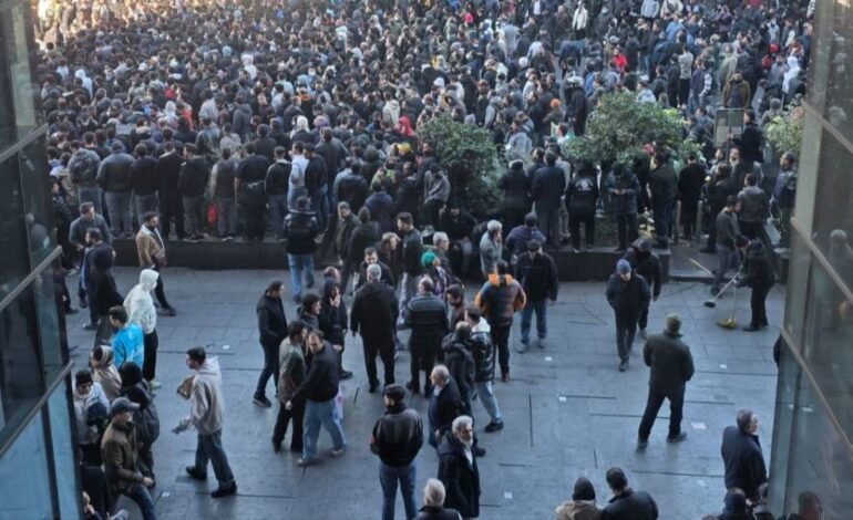 IRAN: Al menos 29 muertos en protestas por crisis económica