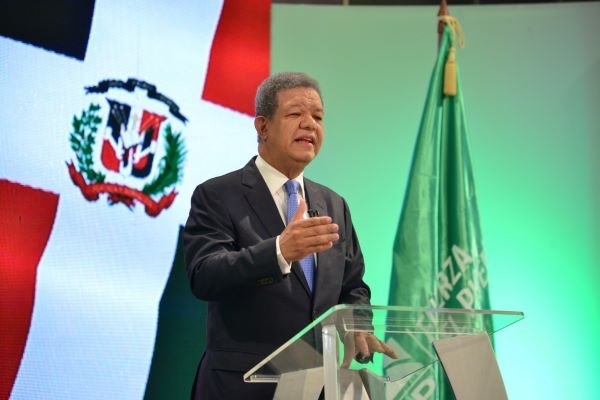 Leonel hablará esta noche a las 8:00 sobre situación Venezuela