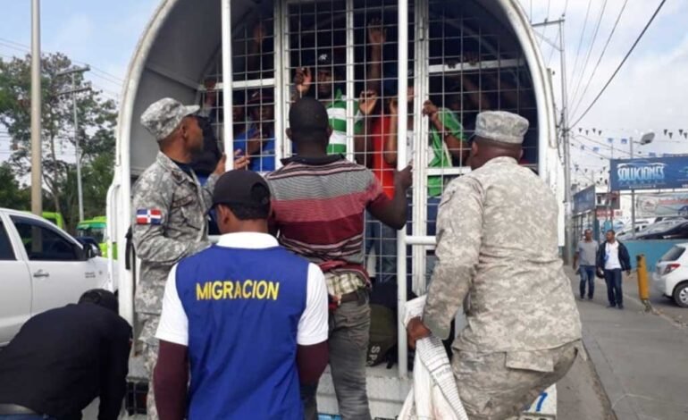 Migración de RD deportó 1,096 extranjeros ilegales en un día