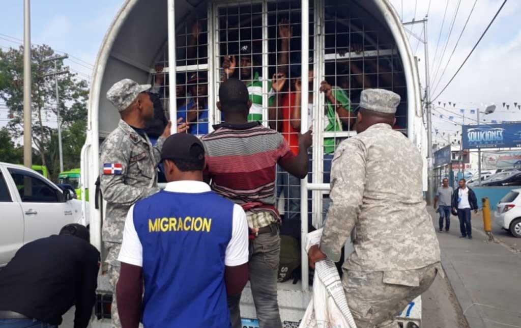 Migración de RD deportó 1,096 extranjeros ilegales en un día