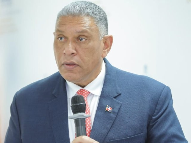 NY: Cónsul RD apoya acción de Trump para capturar a Maduro