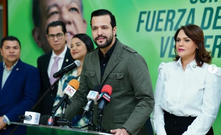 Paz dice cambios Gobierno son para atenuar deterioro político