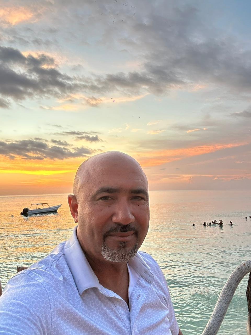 Pedernales llega a FITUR 2026 con propuestas locales de alojamiento, gastronomía y excursiones